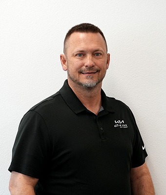Finance Director Jamie Dutchak in Sales at Eide Kia Mandan